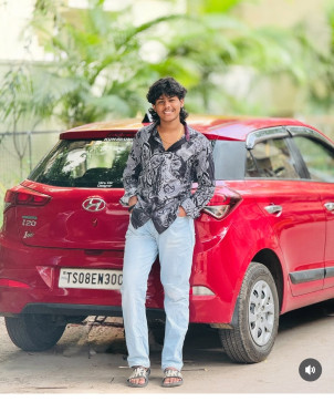 Shobaa Akula, 18, India