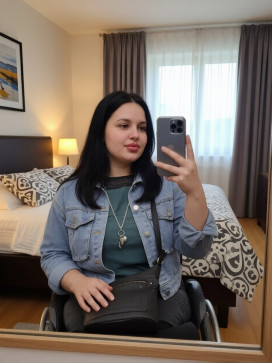 Rolling Courtney, 20, United States