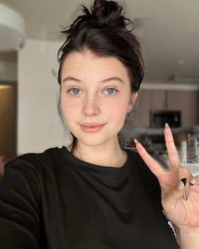 Kate, 28, United States