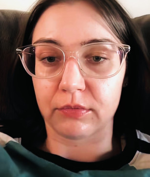 Liz, 24, United States