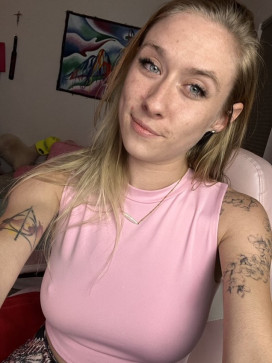 Amanda Ward, 30, United States