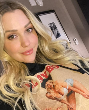 Mary Smith, 26, United States