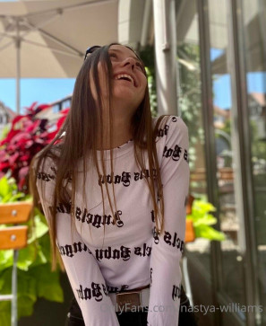 Amy, 22, United States