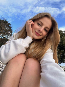 Mandy Shn, 28, United States