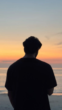 Lou, 22, Tunisia