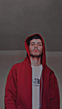 Japanase DJ, 18, Algeria