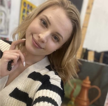 Heather, 19, Germany
