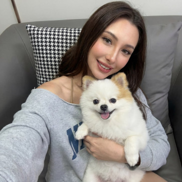 Maria, 37, United States