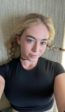 Bailey, 27, United States