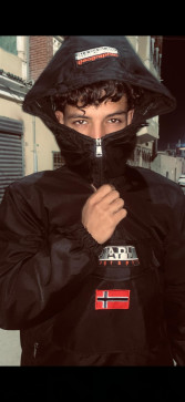 Chakibayub Hh, 20, Algeria