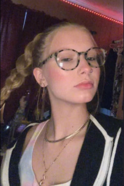 Sophie, 21, Latvia