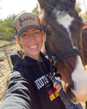 Anna Bella, 27, United States