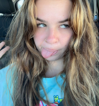 Sabrina, 25, United States