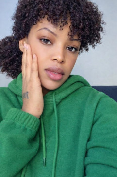 Maya, 30, United Kingdom