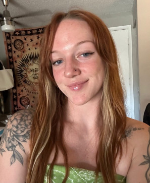 Hayley, 25, United States