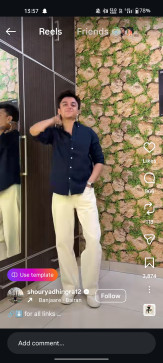 Isat Om, 18, India