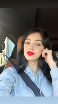 Charlotte Allyson, 18, United States