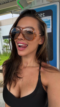 Mary, 25, United States