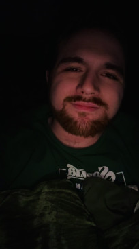 Robbb, 26, United States