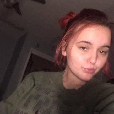 Jessica, 23, United States