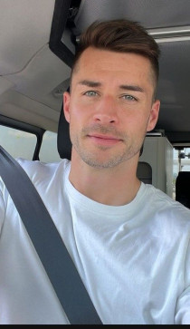 William Armstrog, 32, United States