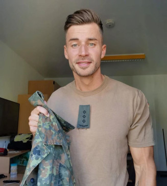 William Armstrong, 32, United States