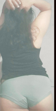 Lyla, 40, Indonesia