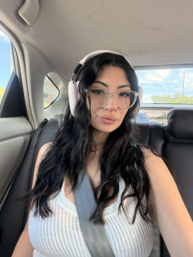 Cami, 26, United States