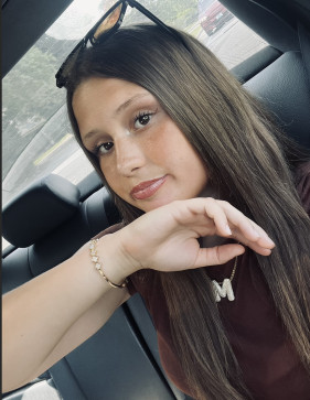 Miriam Altaji, 18, United States