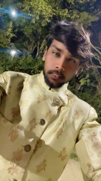 Abhishek, 18, India