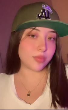 Luna, 30, United States