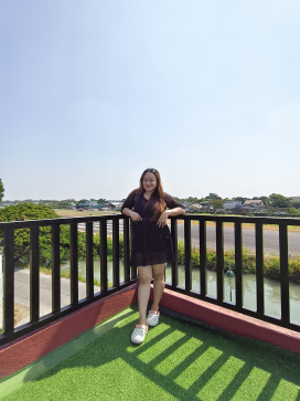 Sofia, 25, Philippines