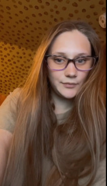 Kelly, 21, United States