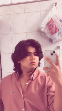 Oho Oho, 21, United Arab Emirates