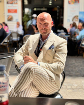 Mark Benson, 39, United States