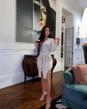 Chelsea Kingsford, 29, United States