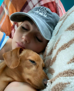 Ariana, 32, Canada