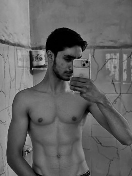 X Mudasir, 19, India