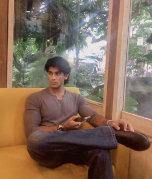 RIPAN KOLAY, 27, India