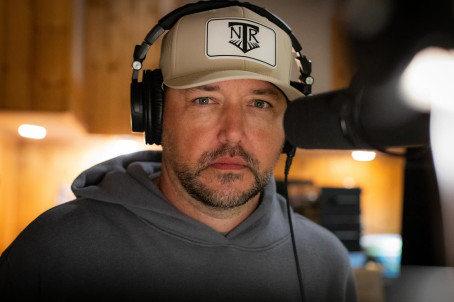 Jason Aldean, 49, United States