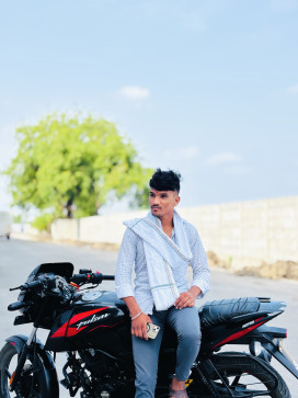 Kunal, 20, India