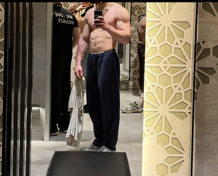 Francesco, 26, Italy