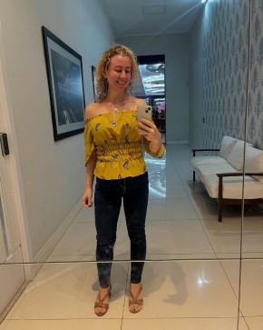 Beatriz, 37, United States