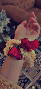 Naaz, 25, India
