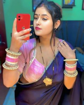 Aarti, 36, India