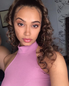 Janielle Hector, 33, United States