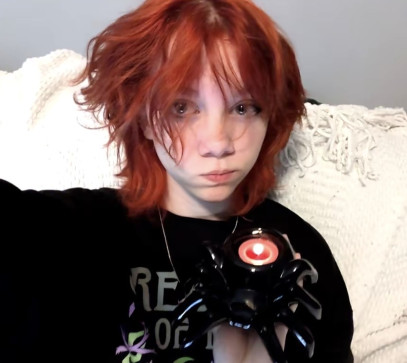 Astrid, 18, Sweden