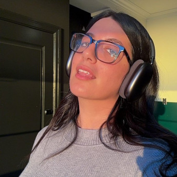 Helga Mogos, 37, Germany