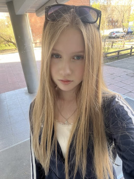 Jenny, 19, United States
