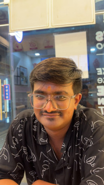 Yogansh Agarwal91, 18, India